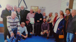 el centro de almaceneros de echeverria celebro su 61° aniversario: la gente siempre se lleva una sonrisa del comercio del barrio