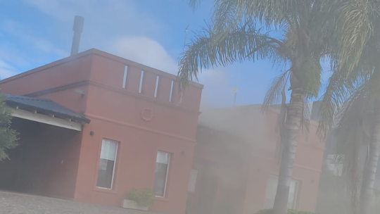 Incendio en Santa Rita: Bomberos de San Vicente socorrieron a adultos mayores