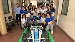estudiantes de lomas competiran con un auto electrico en el desafio eco ypf 2025