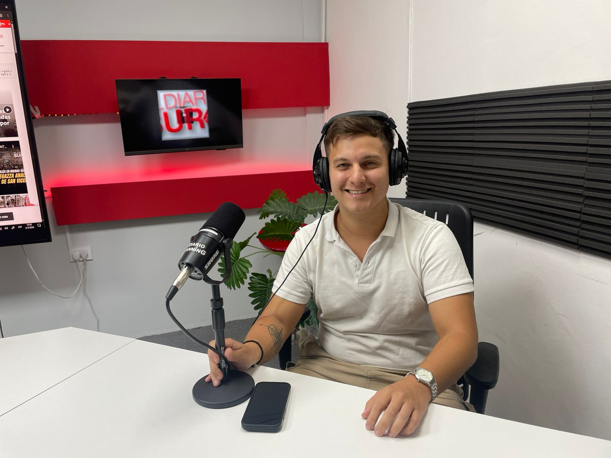 Agustín Maciel, vecino de Almirante Brown y creador de los videos virales. Agustín Maciel, vecino de Almirante Brown y creador de los videos virales.