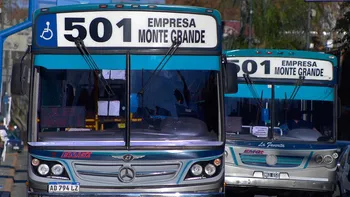 Los colectivos de Empresa Monte Grande circulan este jueves, aunque con menor frecuencia
