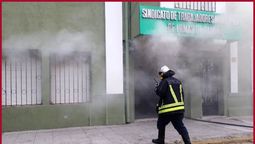 Incendio y daños en el Sindicato de Trabajadores Municipales de Lomas: trabajaron dos dotaciones.