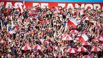 Los hinchas de Los Andes viajan a Córdoba y sueñan con el ascenso: Queremos volver al Nacional