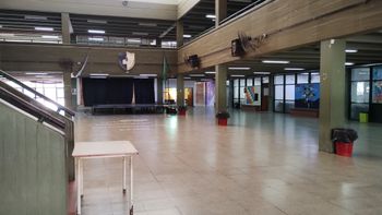 Vuelta al cole en San Vicente con clases en las escuelas privadas y paro en las públicas