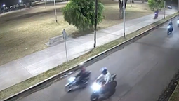 monte grande: la policia intervino en la plaza sarmiento tras disturbios detectados por el com