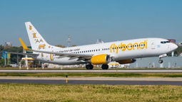 la provincia sanciono a flybondi por vuelos cancelados: que dijo la empresa