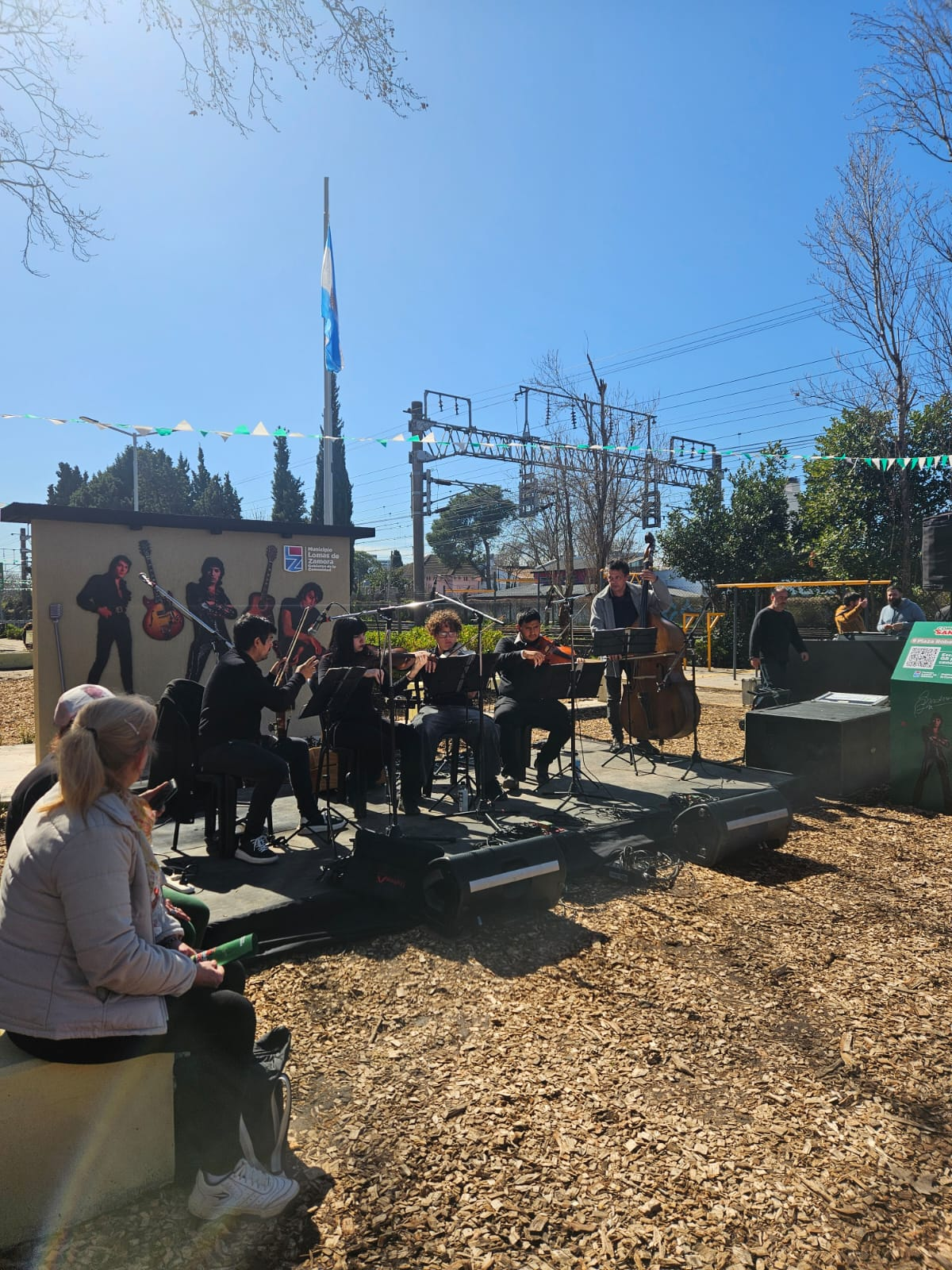 El evento contó con diversos shows musicales.