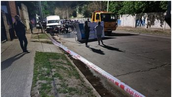 Ataque de motochorros en Lomas: una mujer murío tras chocar intentando escapar.