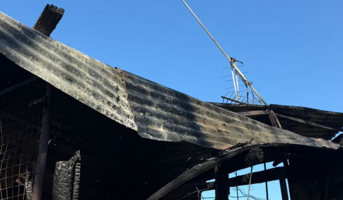 Tendrán que reconstruir toda la casa, debido a los daños del incendio.  