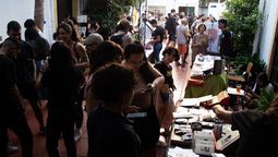 lomas: la biblioteca gutierrez presenta su sexta feria del libro con pedro saborido