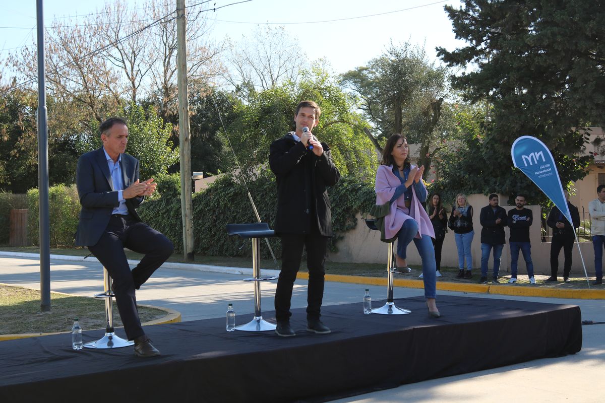 El intendente de San Vicente encabezó el acto de inauguración junto a Gabriel Katopodis.