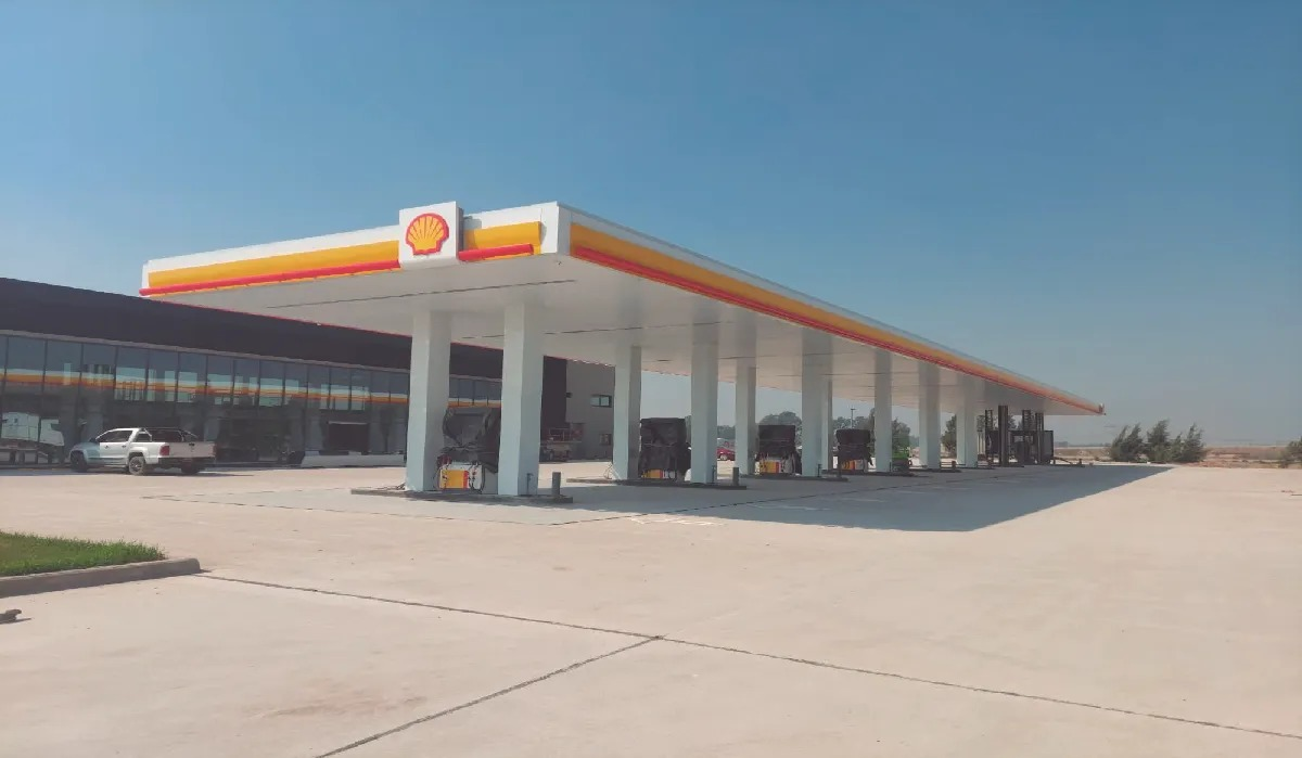 La estación de servicio Shell de la Ruta 58 ubicada entre San Vicente y Canning, en un sector que pertenece al partido de Presidente Perón.