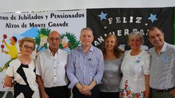 esteban echeverria: el centro de jubilados altos de monte grande celebro su 16° aniversario