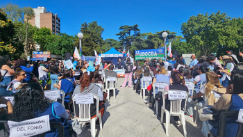 Jornada de lucha docente en Monte Grande: clase pública