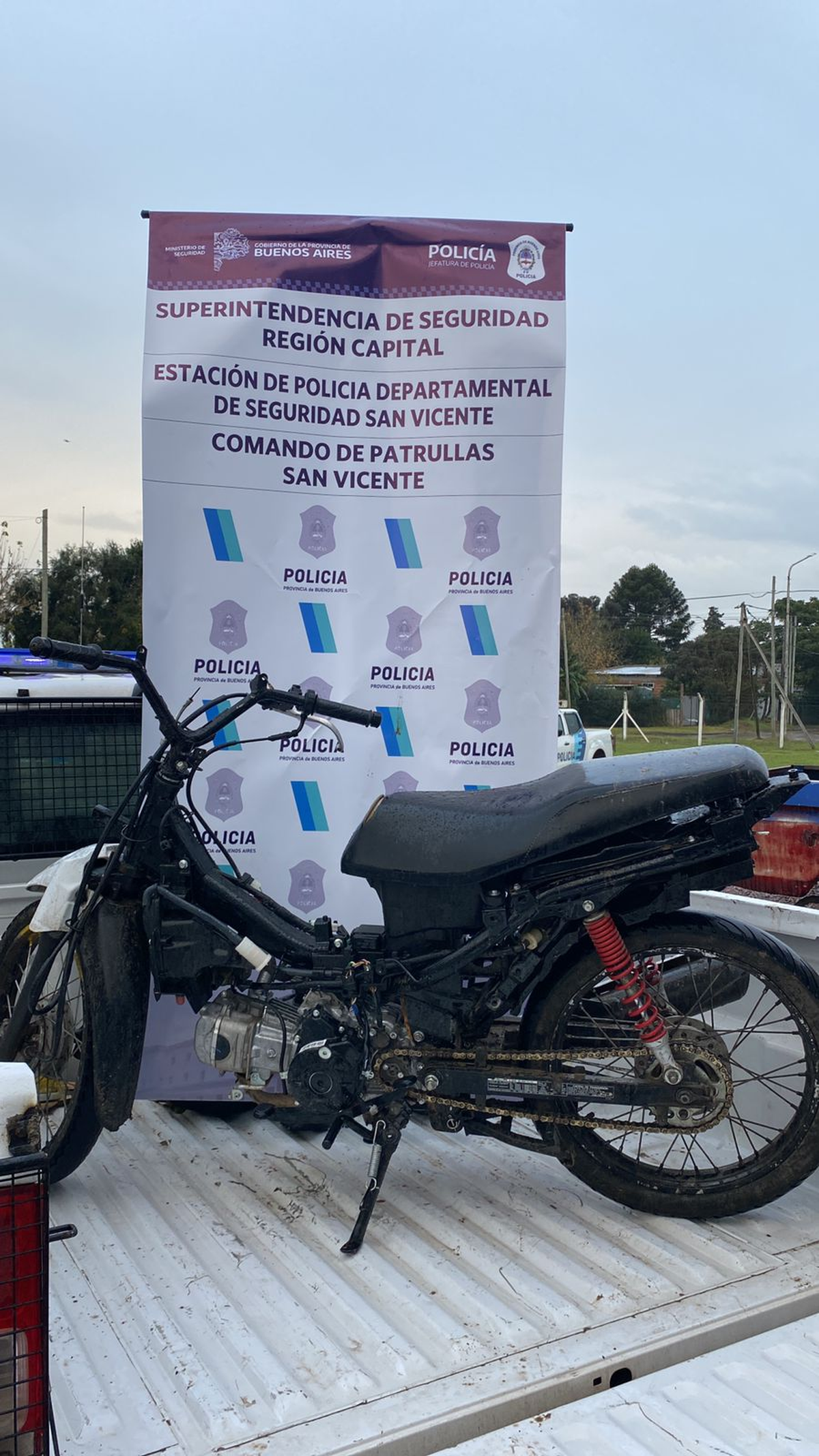 Un vecino de San Vicente detuvo a un delincuente que le hab&iacute;a robado una moto a su hija.