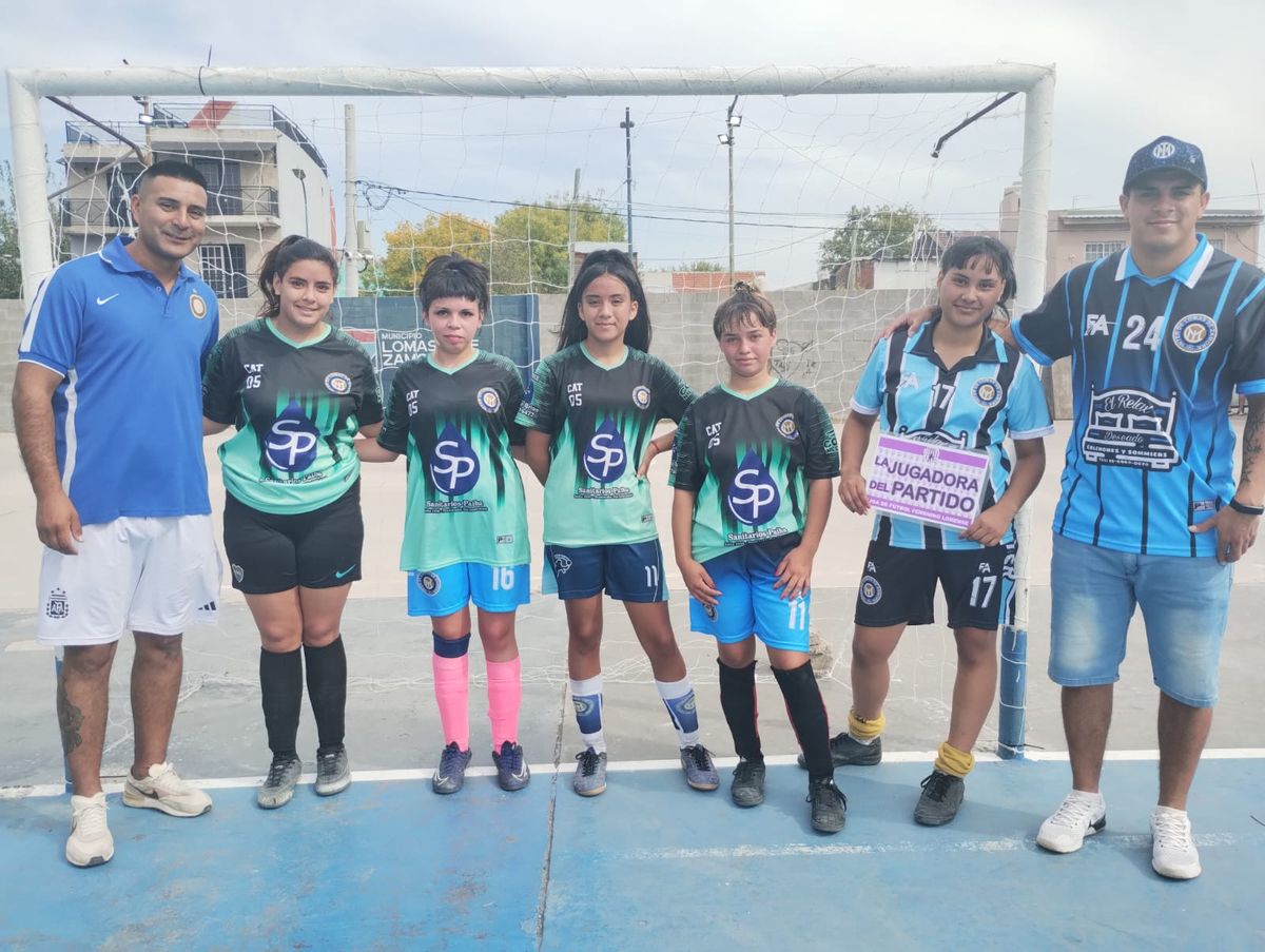 El club Inter juega en la Liga Femenina de Lomas.