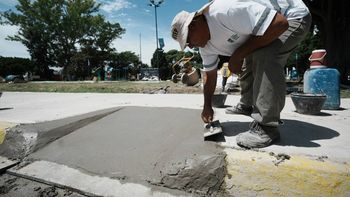 Lomas: realizan reparaciones en calles y veredas de Llavallol