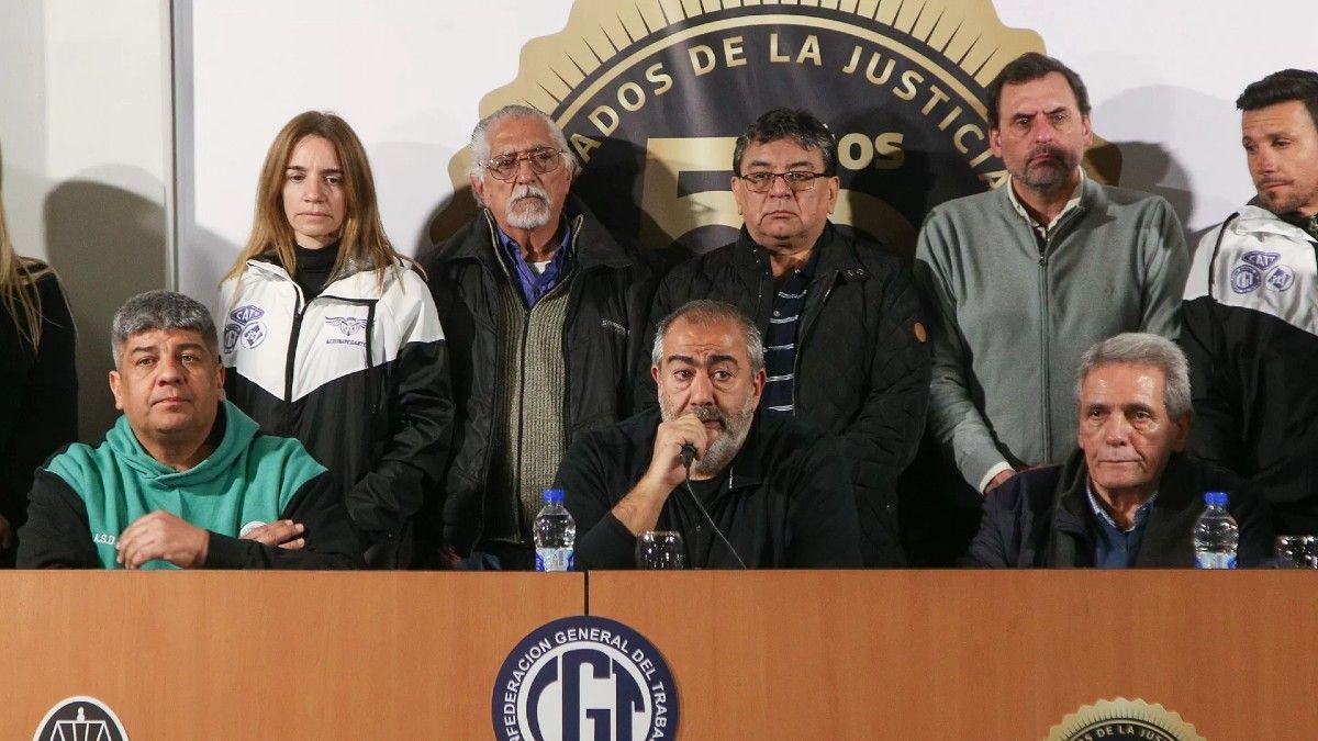 La CGT analiza un paro nacional el lunes tras el atentado a CFK
