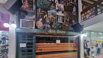 Cerró Don Disco, ícono de Lomas: el sentido recuerdo de los vecinos