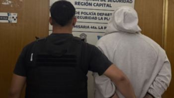 Un hombre fue detenido en Guernica acusado de participar en robos de camionetas en La Plata