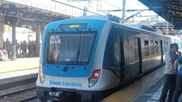 tres ramales del tren roca con demoras por un incidente en lomas