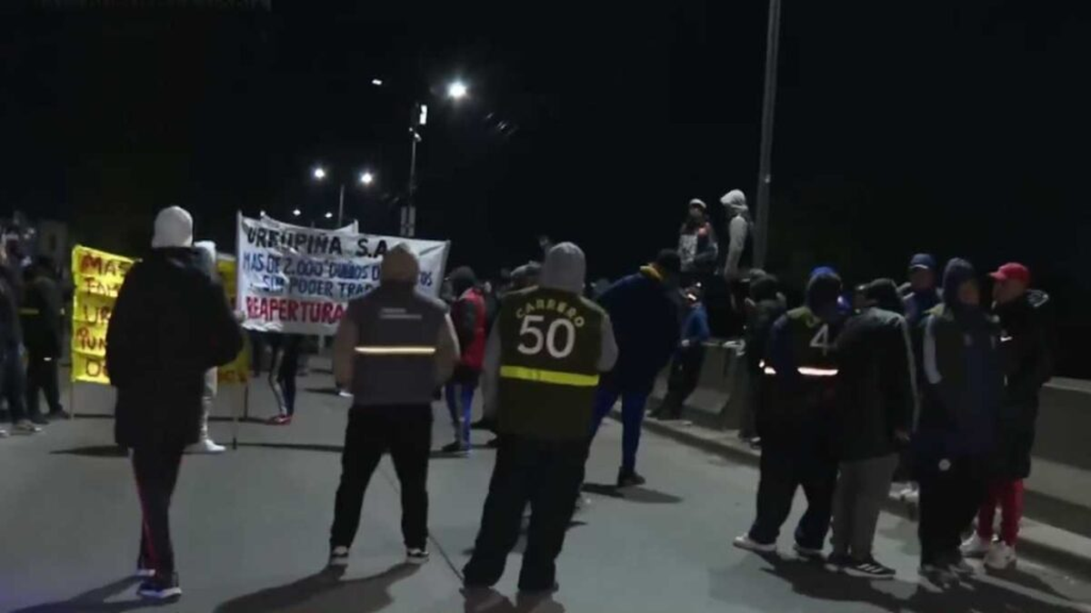 Trabajadores de La Salada se juntaron desde las primeras horas de la mañana. Trabajadores de La Salada se juntaron desde las primeras horas de la mañana.