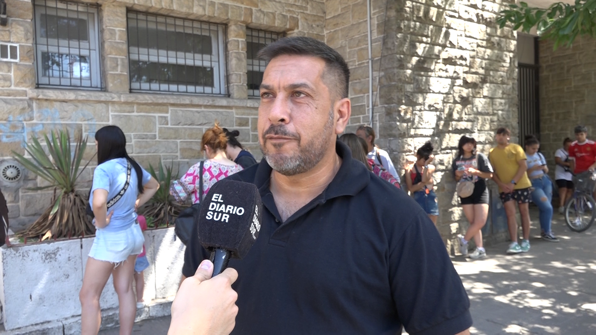 Gustavo Espinola, empleado de Correo Argentino de San Vicente y delegado gremial.