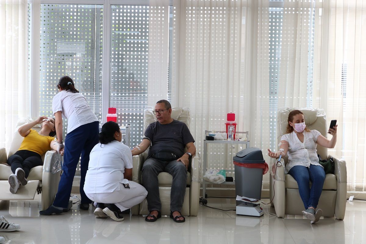 Así se vive la jornada de donación voluntaria de sangre en Clínica Monte Grande 
