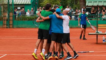 El tenis del Club Atlético Monte Grande consiguió el ascenso a la máxima categoría