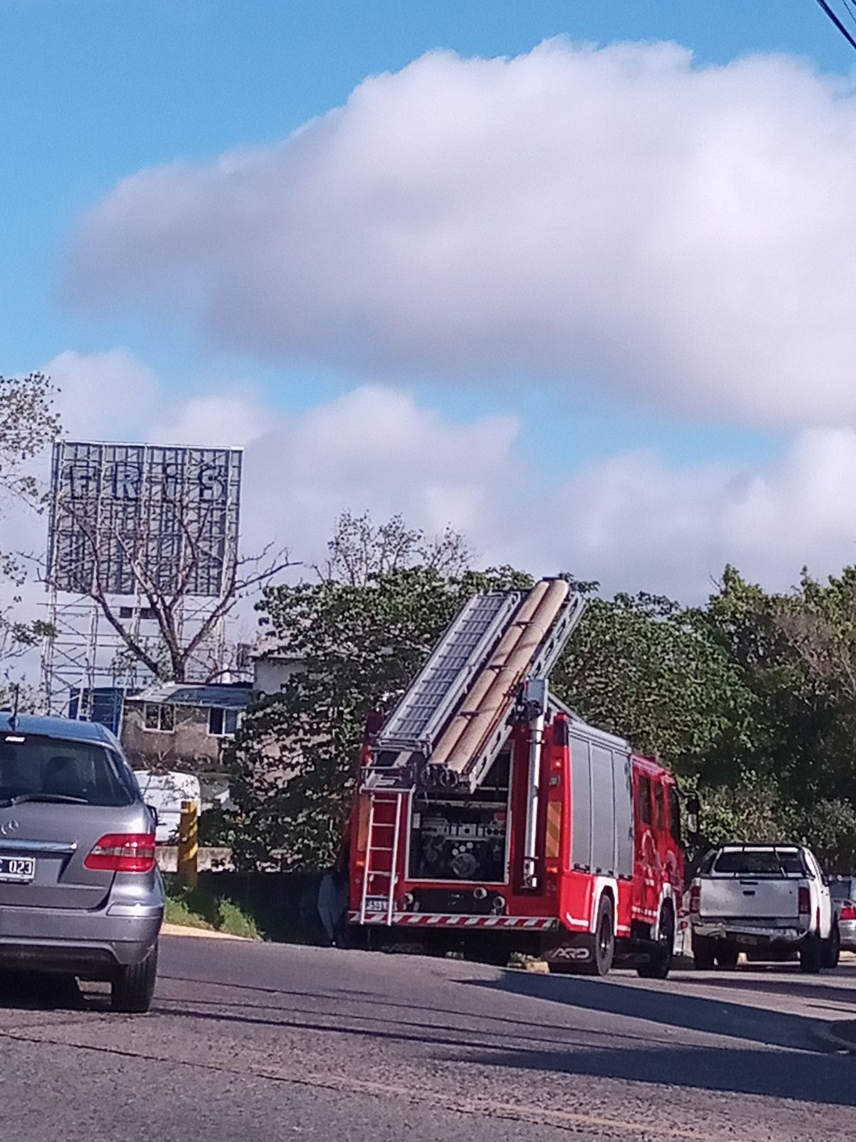Los Bomberos de Lomas de Zamora actuaron en el lugar. 
