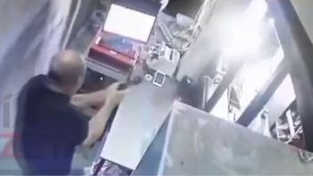 La Plata: un comerciante mató a un ladrón de 16 años y quedó filmado