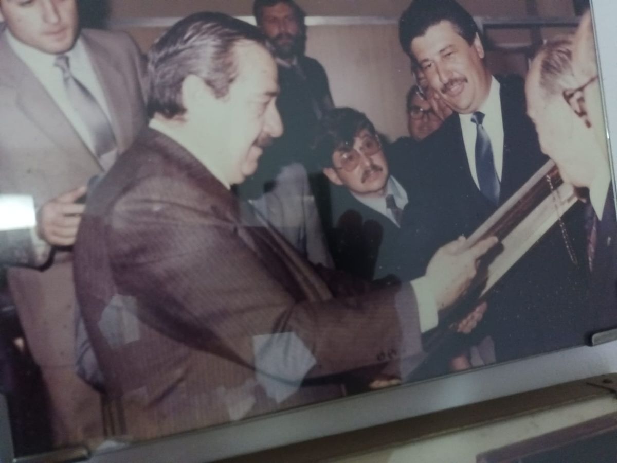 Raúl Alfonsín junto a Miguel Ángel Urchipía.