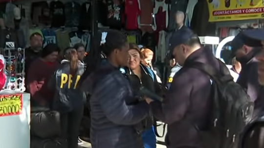 Operativo de Migraciones en Constitución: controlan documentación en la feria