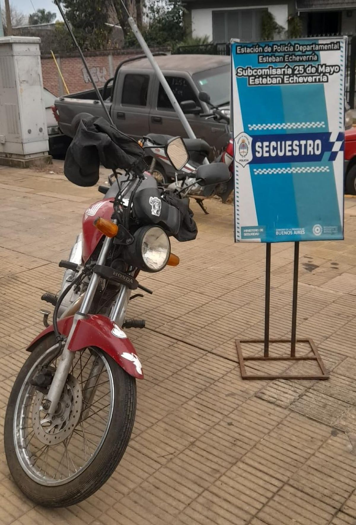 La moto robada en Monte Grande.