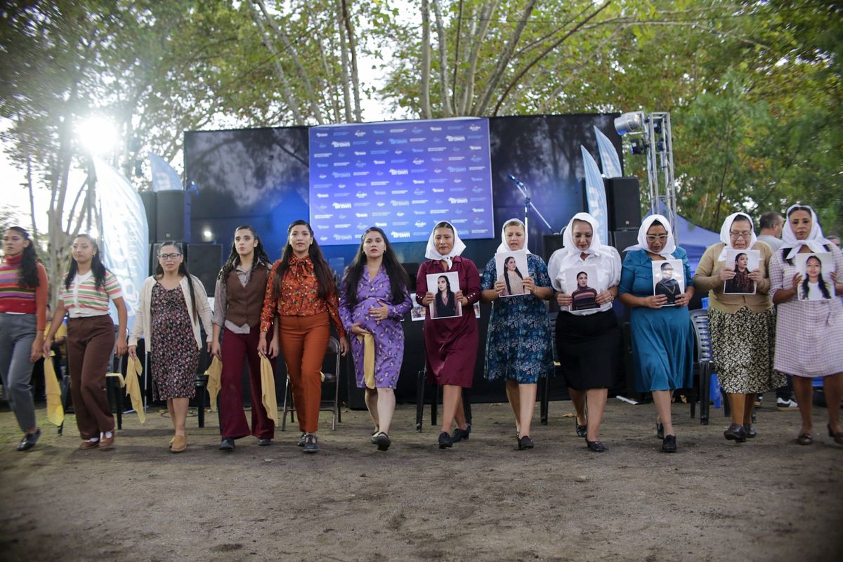 Desde las 18:00 horas comenzaron las actividades en Almirante Brown.