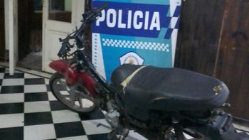 Tres jóveves fueron detenidos por robar motos en Monte Grande