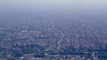 Alerta meteorológica por humo en la Zona Sur del Conurbano: a qué se debe el fenómeno