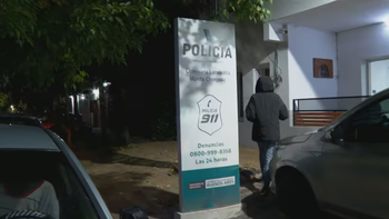 Persecución y tiroteo en Lanús: cinco detenidos y conflicto entre policías y vecinos