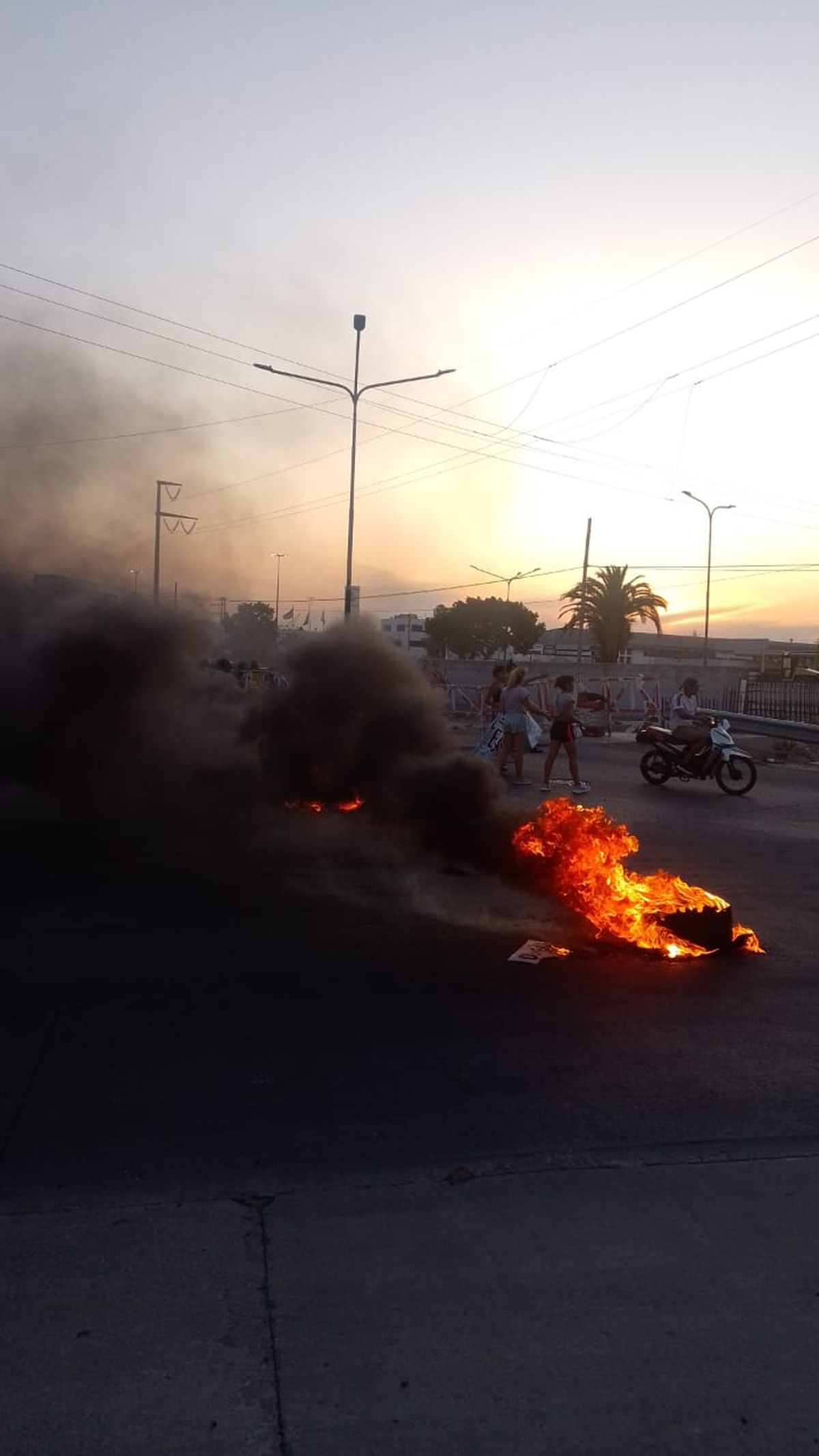 Corte de tránsito en Burzaco.