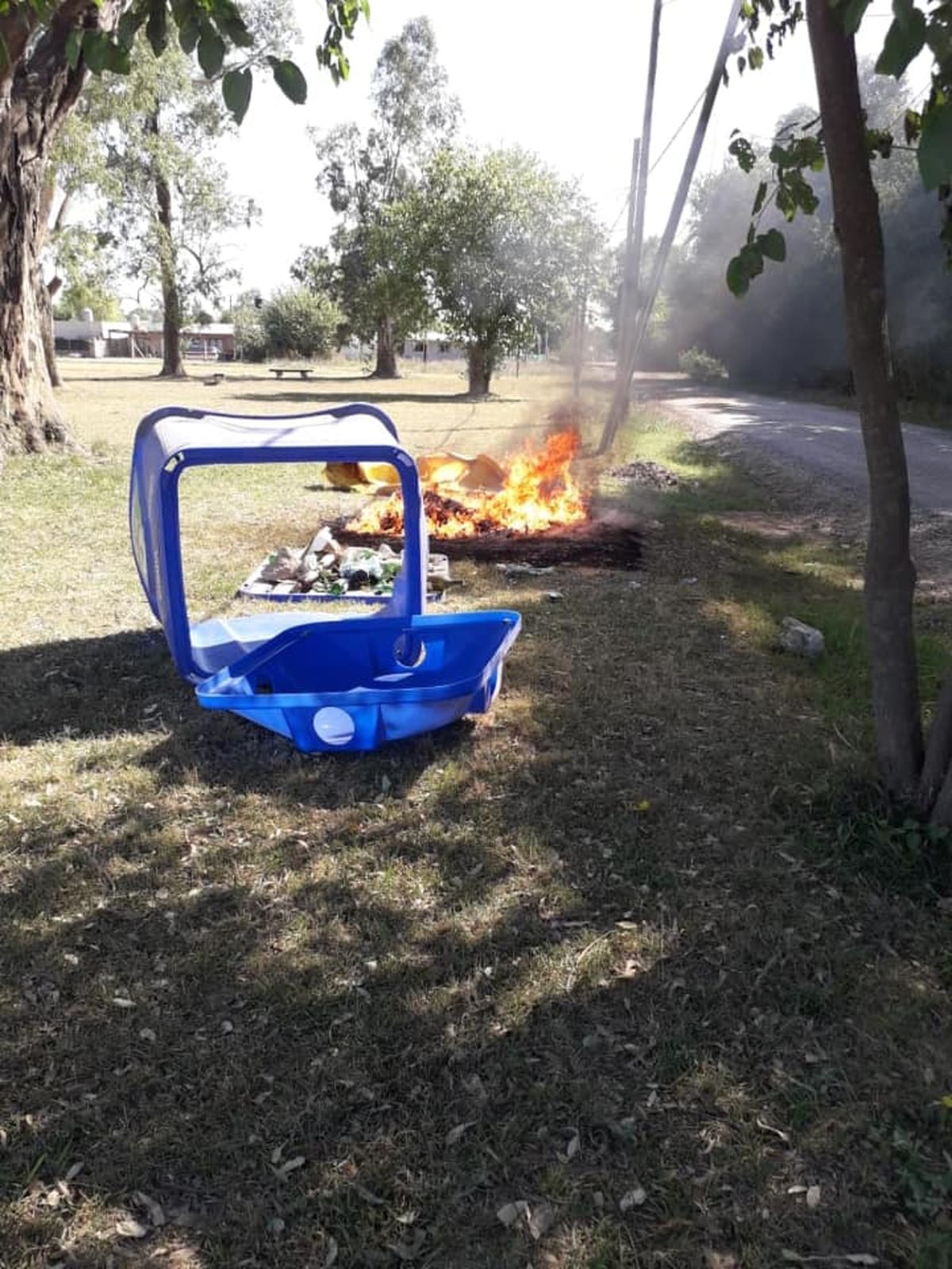 Incendio intencional en San Vicente: destruyeron una posta de reciclaje