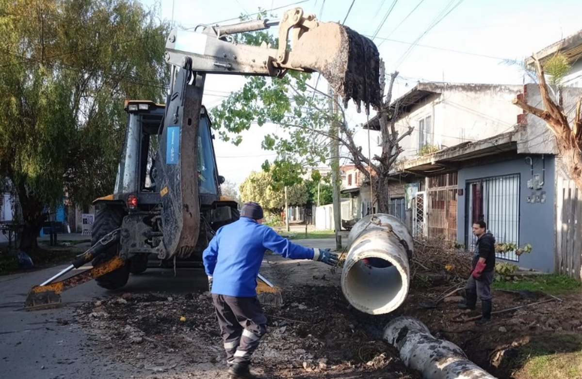 Los trabajos se realizan en el entorno de las calles Ostende y Bucarest, en la localidad de Villa Albertina. Los trabajos se realizan en el entorno de las calles Ostende y Bucarest, en la localidad de Villa Albertina.
