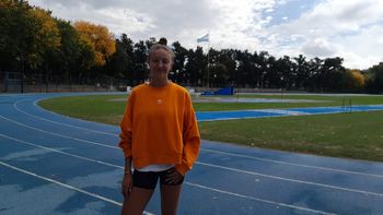 La promesa de Lomas de Zamora en atletismo que sueña con ser olímpica y va por el Sudamericano