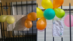 justicia por joaco: vecinos de lomas colocaron carteles en la casa del nene asesinado por su padre