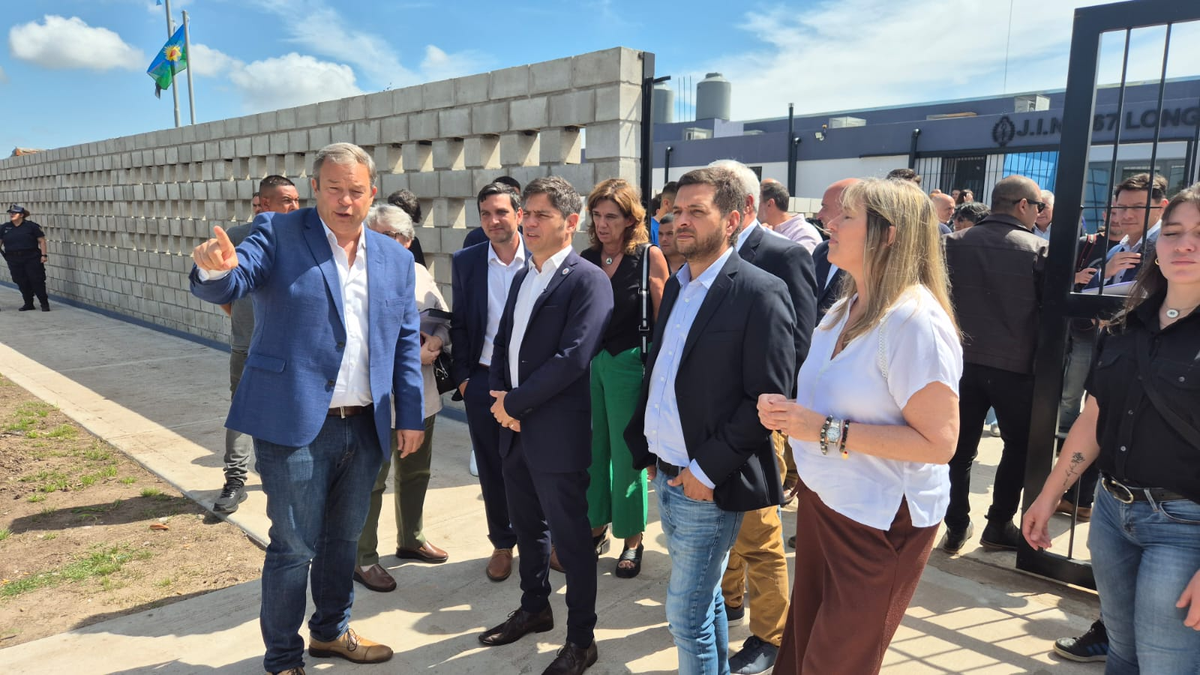 El acto fue llevado adelante por Mariano Cascallares, quien recientemente asumió como Diputado Provincial. El acto fue llevado adelante por Mariano Cascallares, quien recientemente asumió como Diputado Provincial.
