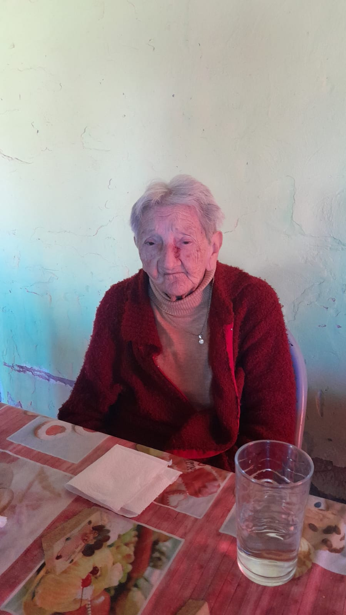 Hilda tiene 94 años y es vecina de San Vicente.