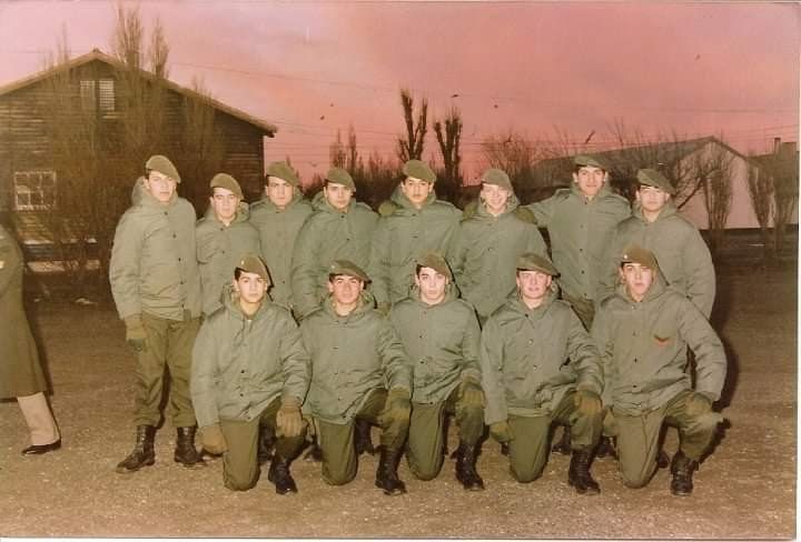 En Río Gallegos. Un grupo de la clase 70, entre ellos varios vecinos de Monte Grande, Ezeiza y Almirante Brown.
