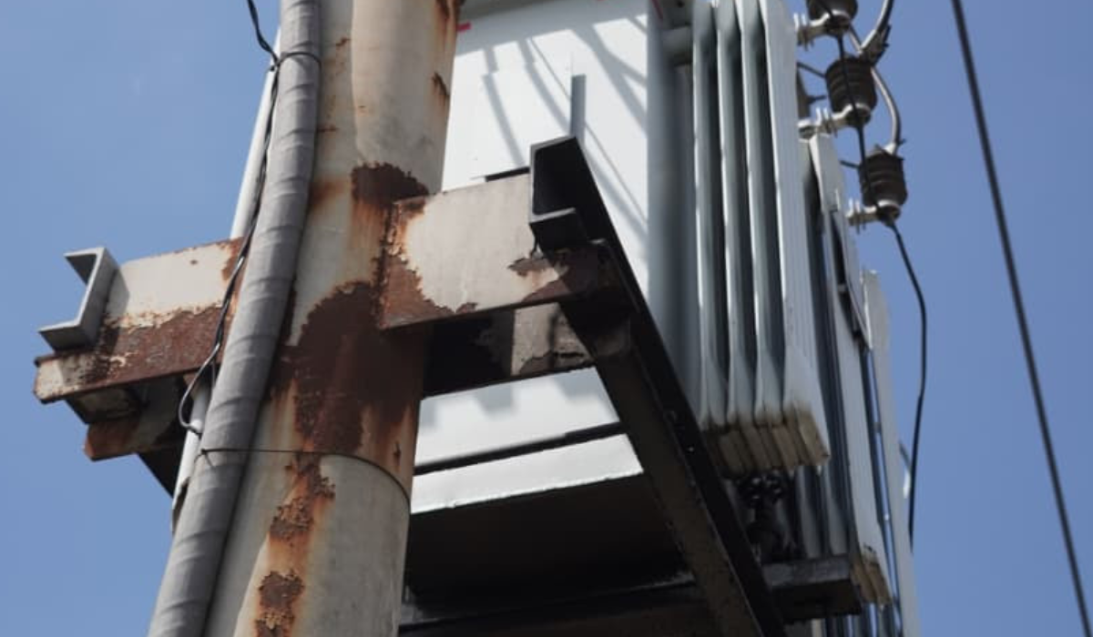 El intendente Fernando Gray reclamó por los frecuentes cortes de luz en Esteban Echeverría. 