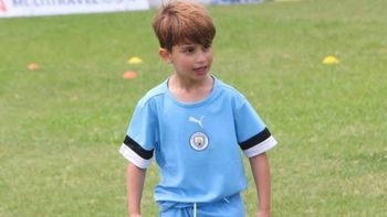 De Tristán Suárez a Inglaterra: Alex