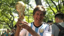 un intendente de santa fe pidio licencia para viajar al mundial con sus amigos