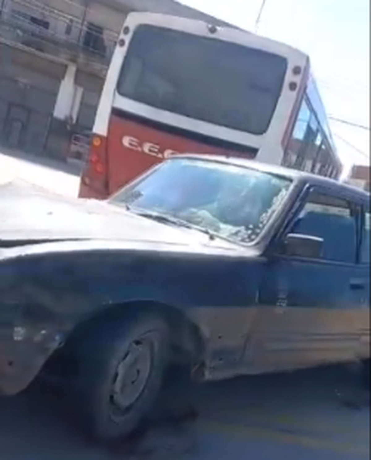 Así quedaron los autos involucrados en el choque en Lomas de Zamora.